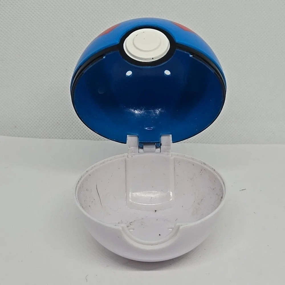 Pokemon TCG Great Ball Collectors Pokeball Clip On Case Empty Blue Red Tin